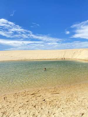 Lençóis Cearenses, onde há tempo para banho nas lagoas naturais