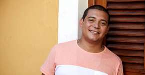 Juninho Thybau recebe convidados para roda gratuita no Irajá