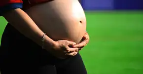 Casais gays e homens solteiros já podem contratar barriga de aluguel em Israel