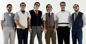 Pocket show da banda Pullovers na Livraria Cultura