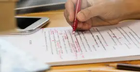 Enem 2024: conheça plataforma que oferece correção gratuita de redação