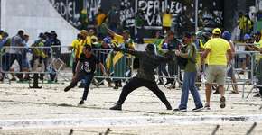 Vídeos mostram a destruição dos prédios públicos do DF