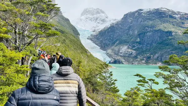 Passeio leva para as geleiras patagônicas Balmaceda e Serrano, no Day of Adventure, da ATWS