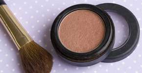 Curso online ensina a fazer maquiagem com ingredientes naturais