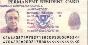 Vazam documentos do guru de Bolsonaro: green card está expirando