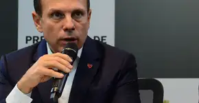 Justiça manda Dória devolver a alunos apostilas recolhidas