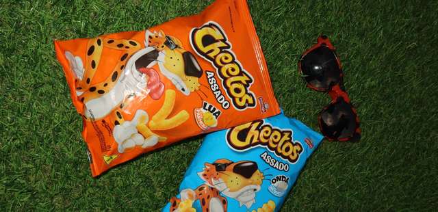 CHEETOS® te ajuda a não passar perrengues clássicos no Carnaval