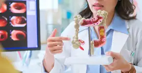 Estudo britânico revela qual vitamina é capaz de prevenir o câncer de intestino