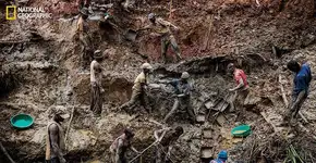 A exploração do trabalho por trás dos smartphones