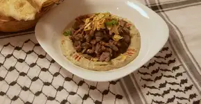 Explore os sabores exóticos da gastronomia palestina no Majâz