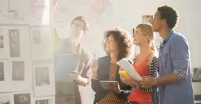 Santander, Gympass, KraftHeinz e Stone abrem vagas em todo o País