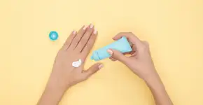 Conheça o creme sucesso de vendas no Brasil que recebeu nota máxima em hidratação