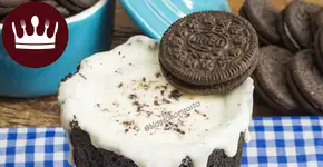 Aprenda a fazer shot de Oreo no copo comestível