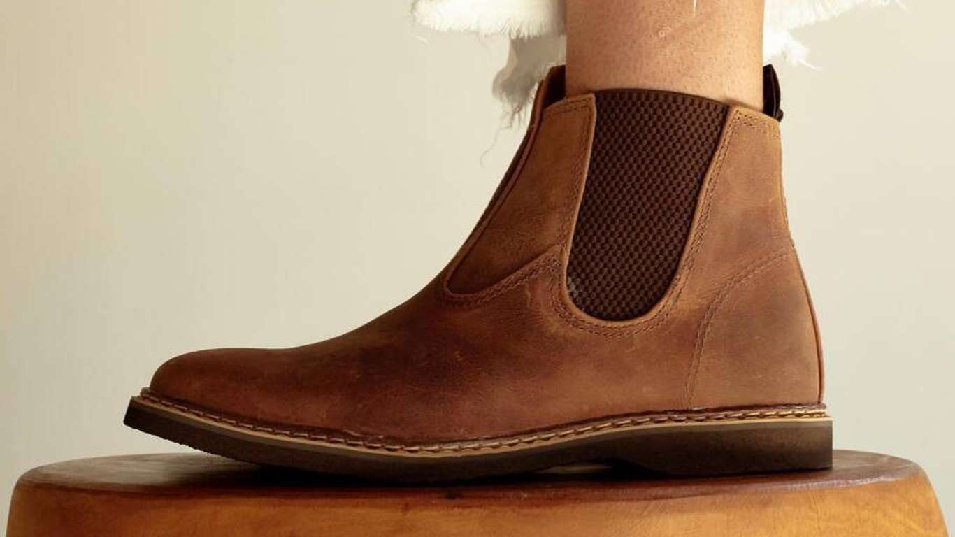 João de Barro produz botinas sem gênero e atemporais para você viver altas aventuras