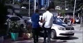 Após jogar ex-namorada grávida contra ônibus, homem é preso