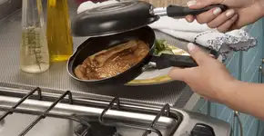 O truque secreto dos chefs: o item invisível que deixa qualquer panela antiaderente