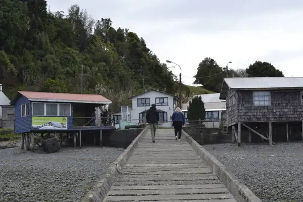 A ilha Mechuque é caracterizada por suas casas de palafitas casas, uma das principais atrações 