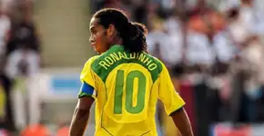 Nike resgata camisa icônica da seleção brasileira e homenageia Ronaldinho Gaúcho