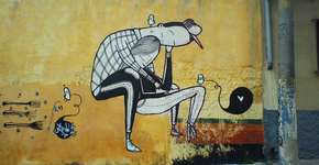 Alex Senna leva amor e nostalgia para os muros da cidade