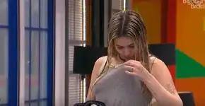 BBB 21: Viih Tube rasga mamilo e brothers se machucam na prova do líder