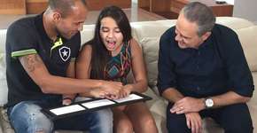 Deficiente visual, filha de Roger sente gol do pai em alto relevo