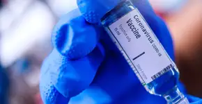 Reino Unido aprova vacina da Pfizer e anuncia vacinação para próxima semana