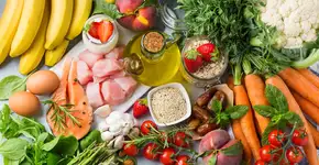 Descubra como adotar a dieta mais saudável do mundo com 6 dicas práticas