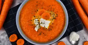 Sopa de cenoura: cremosidade e sabor para aquecer