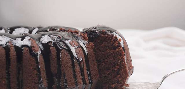 Bolo de chocolate de micro-ondas