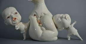 Conheça a obra do artista que para o tempo com argila e cerâmica