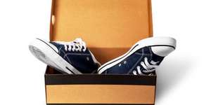 Promoção de calçados no esquema “pague 1 e leve 3”