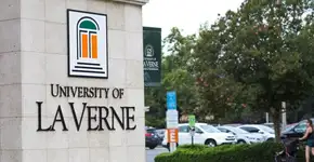 Escola internacional de negócios oferece 200 bolsas de estudo