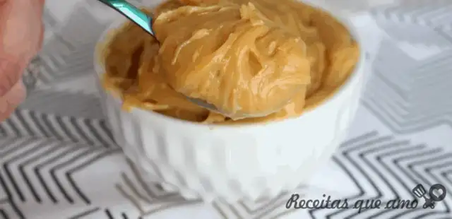 Você só vai precisar de 8 minutos para preparar o melhor doce de leite caseiro que já experimentou