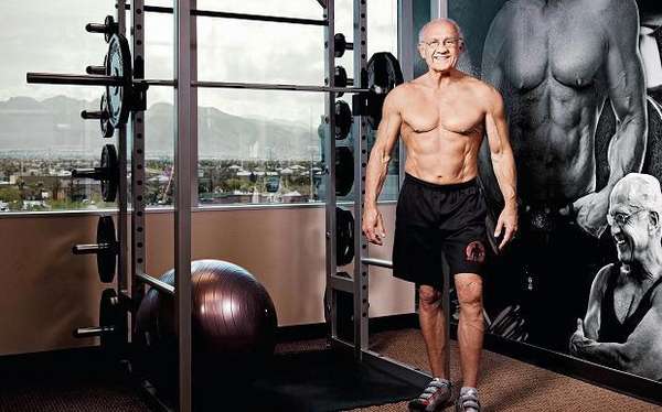 Jeffry S. Life com o corpo remodelado; Foto: Divulgação