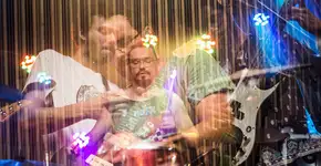 Quarteto instrumental MENEIO faz show no Breve