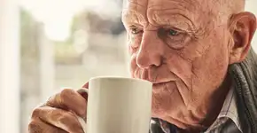 Descoberto chá que tem fator protetor contra o Alzheimer