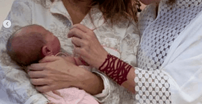 Amiga posta foto de Zoe e Sabrina, e internautas decretam: fofura