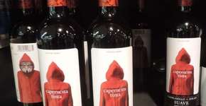 Vinho inspirado na Chapeuzinho Vermelho é vendido com 67% OFF