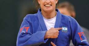 Judoca israelense faz leilão para ajudar crianças com câncer