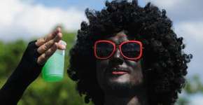 Guia dá dicas contra racismo e machismo na hora de se fantasiar para o Carnaval