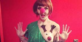 Fantasiar os seios para o Natal é a nova moda