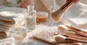 Este hábito semanal salva sua pele e faz a maquiagem durar mais tempo