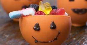 Abóboras de chocolate feitas com bexigas