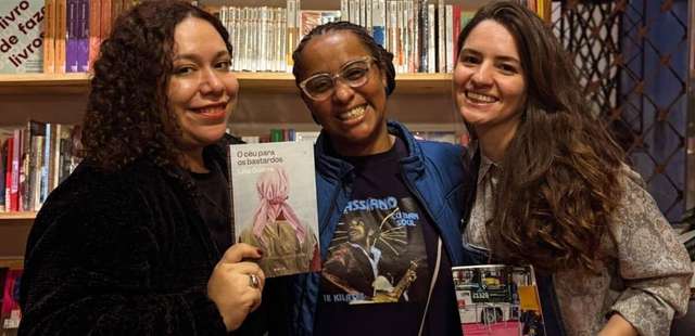 Só mulheres na estante: Clube do Livro Feminista cria roda online e gratuita livre de julgamentos