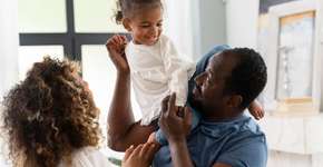 5 ações para apoiar pais e mães no ambiente de trabalho