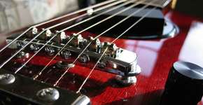 Guitar Parade invade o centro para comemorar 30 anos de RiR