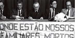 Comissão da Verdade entrega relatório final sobre crimes cometidos durante a ditadura