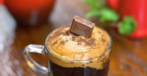 Brownie de caneca com doce de leite que fica pronto em 1 minuto