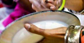 Projeto Samba da Alegria realiza roda beneficente no Brás