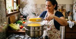 Pare de ferver em água: essa é a maneira correta de cozinhar o milho para preservar seus nutrientes